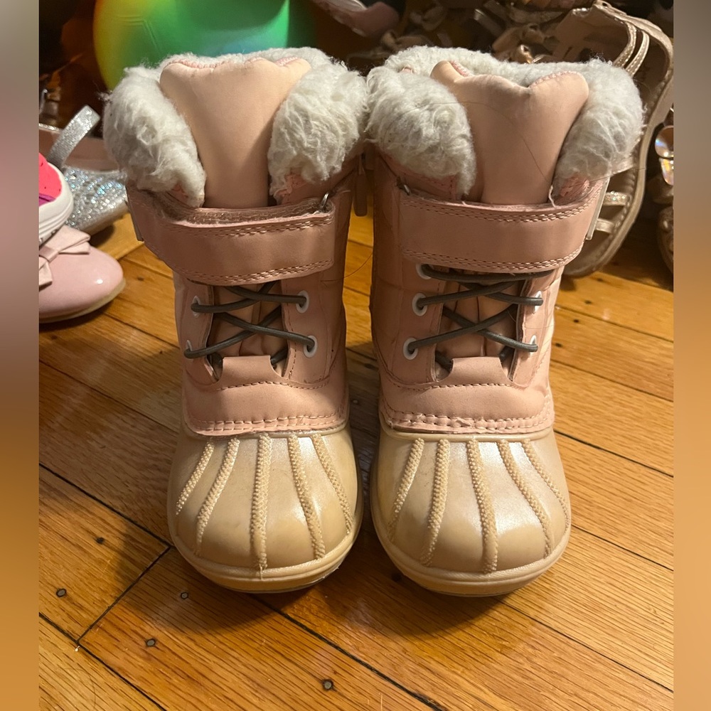 Cat & Jack Pink Snow boots. Toddler size 8